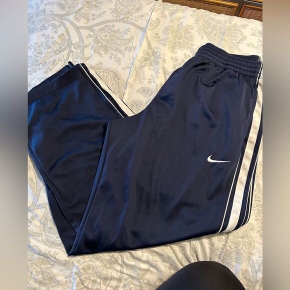 Nike EUC Navy Sweatpants - Picture 1 of 2